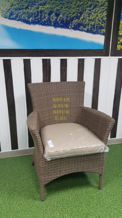 Фото-Nina Royal beige кресло садовое из ротанга